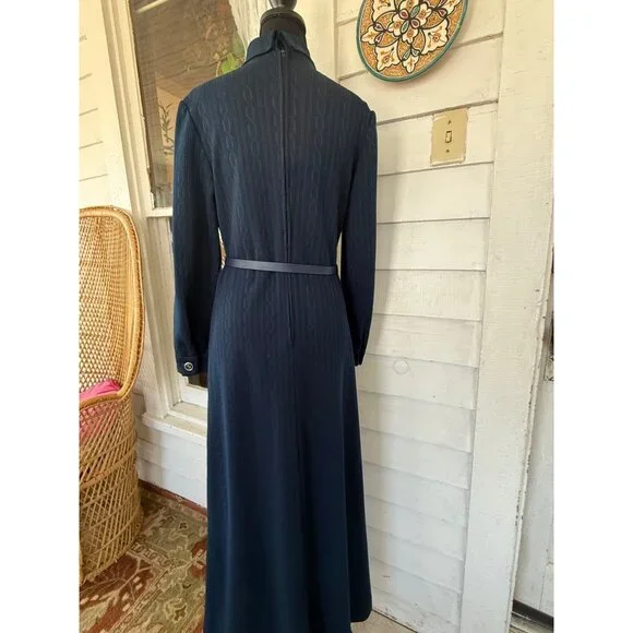 Vintage 70's Navy Blue LeRok Korell Knit Maxi Dress With Belt Sz M - Picture 2 of 16